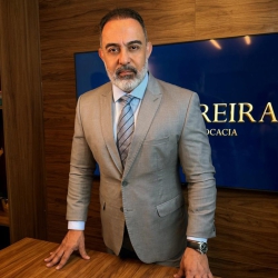 Dr. Julio Cesar Moreira